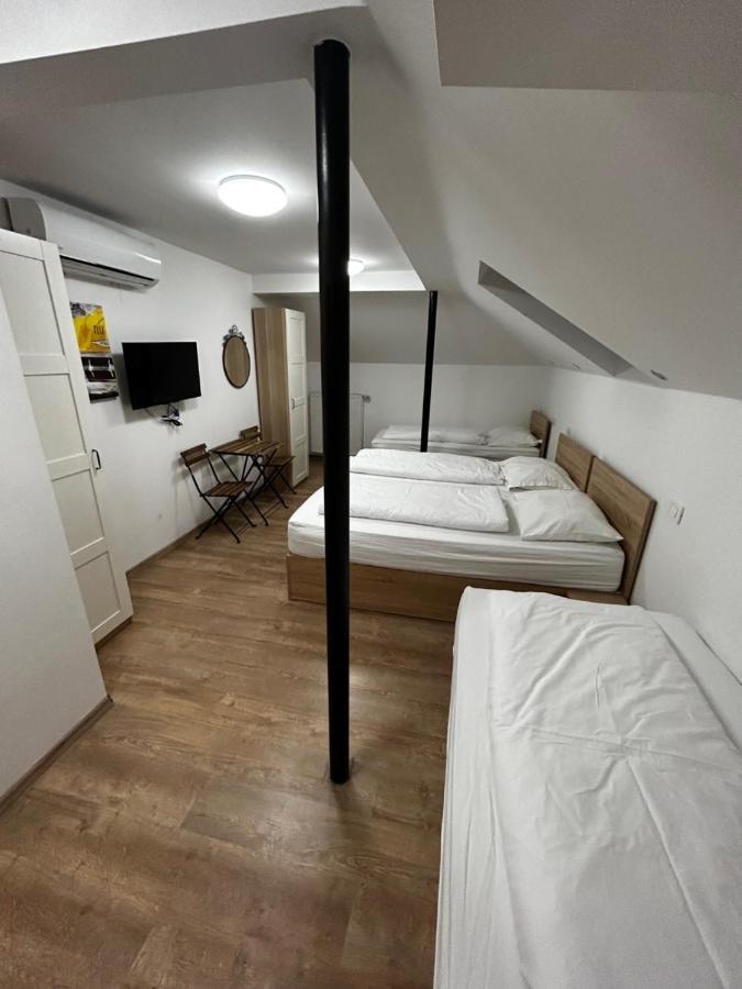 Sobe Zimmer Frei Pozega Exterior foto